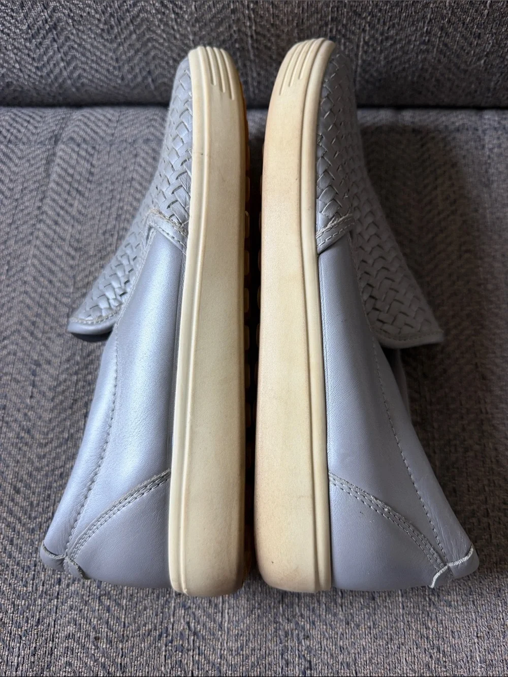 Ecco Soft 7 Slip-On Women’s Danish Style Woven Metallic Silver Gray Sneaker 40